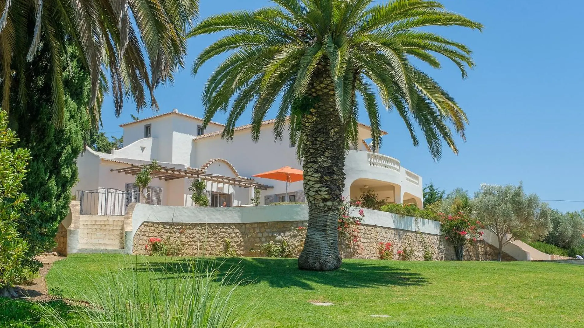 Villa Casa Das Flores Lagos